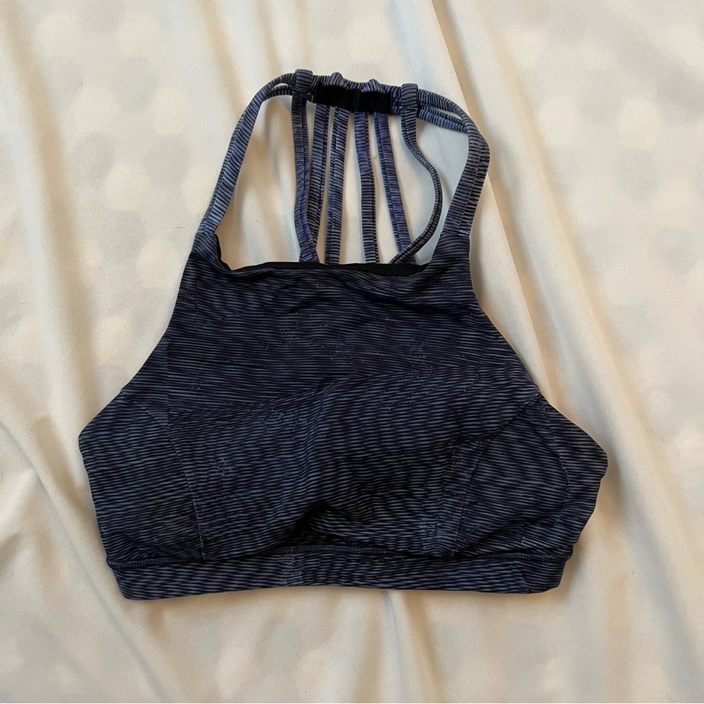 Lululemon high neck bra